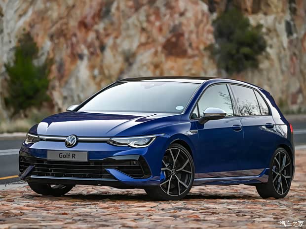 大众(进口) 高尔夫(进口) 2022款 2.0TSI R 南非版 大众(进口) 高尔夫(进口) 2022款 2.0TSI R 南非版