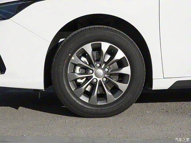 几何汽车 几何G6 2022款 480 豪华型