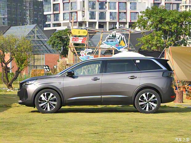 东风标致 标致5008 2023款 400THP 终身荣耀限量版 7座 东风标致 标致5008 2023款 400THP 终身荣耀限量版 7座