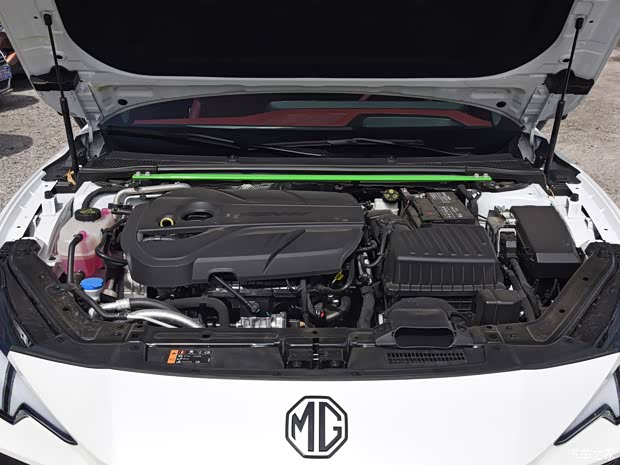 上汽集团 MG7 2023款 2.0T Trophy+激擎耀世版 上汽集团 MG7 2023款 2.0T Trophy+激擎耀世版