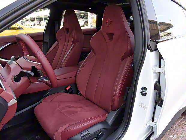 上汽集团 MG7 2023款 2.0T Trophy+激擎耀世版 上汽集团 MG7 2023款 2.0T Trophy+激擎耀世版