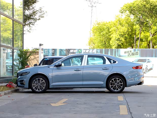 吉利汽车 星瑞 2023款 2.0TD 豪华型 吉利汽车 星瑞 2023款 2.0TD 豪华型