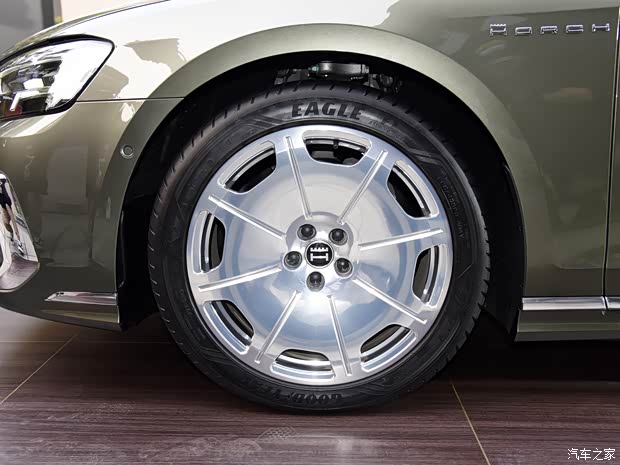 奥迪(进口) 奥迪A8 2022款 A8L Horch创始人版 传奇型 奥迪(进口) 奥迪A8 2022款 A8L Horch创始人版 传奇型