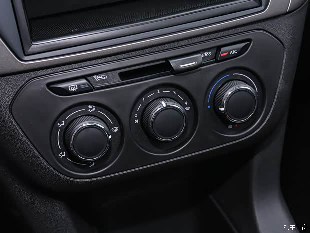 神龍汽車(chē) e愛(ài)麗舍 2021款 三元鋰 自動(dòng)擋 300km