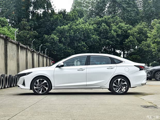 长安汽车 锐程PLUS 2023款 1.5T DCT旗舰型 长安汽车 锐程PLUS 2023款 1.5T DCT旗舰型