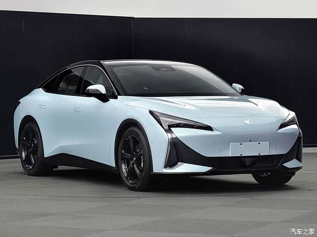 北汽新能源 极狐 阿尔法S5 2023款 基本型 北汽新能源 极狐 阿尔法S5 2023款 基本型