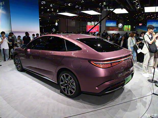 比亞迪 驅(qū)逐艦07 2023款 DM-i 1.5Ti 基本型