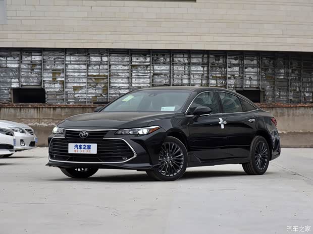 一汽丰田 亚洲龙 2021款 2.5L Touring尊贵SPORT版