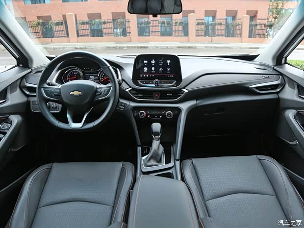 上汽通用雪佛兰 沃兰多 2019款 530T 自动米奇定制版(5+2款) 上汽通用雪佛兰 沃兰多 2019款 530T 自动米奇定制版(5+2款)