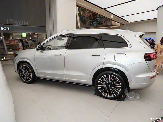 賽力斯汽車 問界M7 2024款 1.5T 智駕四驅(qū)Plus版 5座