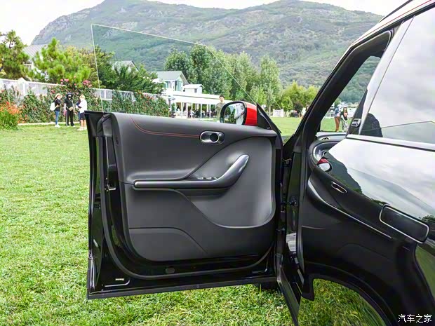 smart smart精靈#1 2022款 BRABUS性能版