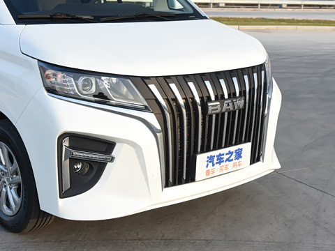 2023款 1.6L 长轴商务型 7座 2023款 1.6L 长轴商务型 7座