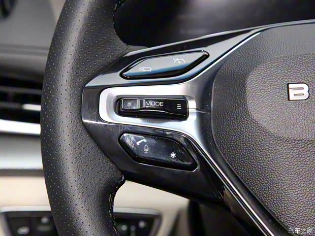 上汽通用五菱 新寶駿RS-7 2020款 基本型