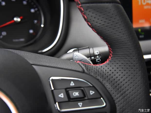 上汽集团 名爵HS 2019款 20T 自动两驱超越版 上汽集团 名爵HS 2019款 20T 自动两驱超越版