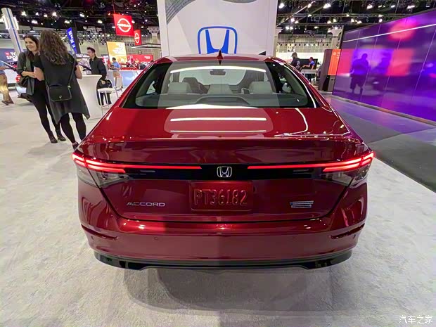 本田(進(jìn)口) 雅閣(海外) 2023款 Hybrid Touring 美國(guó)版