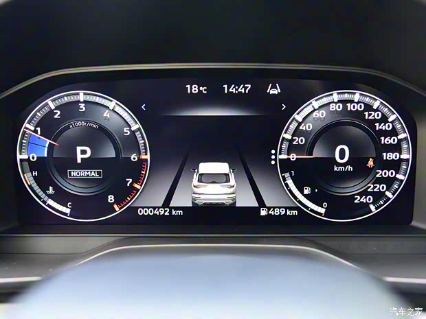 广汽三菱 欧蓝德 2022款 1.5T CVT四驱高配版 7座 广汽三菱 欧蓝德 2022款 1.5T CVT四驱高配版 7座