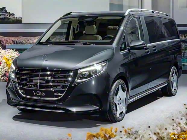 奔驰(进口) 奔驰V级(进口) 2024款 基本型 奔驰(进口) 奔驰V级(进口) 2024款 基本型