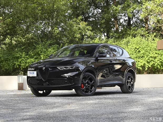 阿尔法·罗密欧 Tonale托纳利 2023款 2.0T 268HP AWD Veloce赛道版