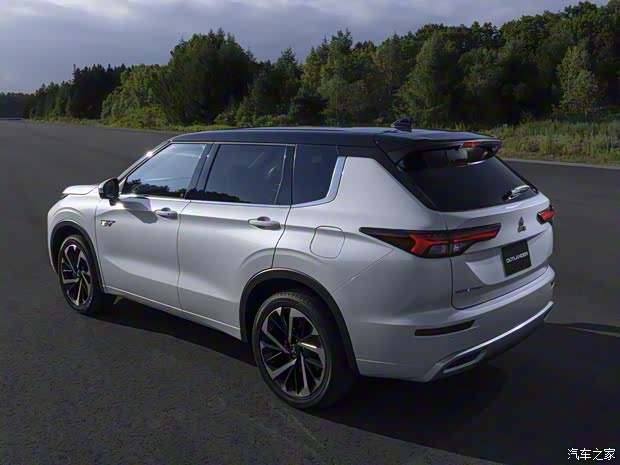 三菱(進口) 歐藍德PHEV(進口) 2022款 日本版 三菱(進口) 歐藍德PHEV(進口) 2022款 日本版