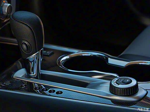 日产(进口) Pathfinder 2019款 Rock Creek Edition