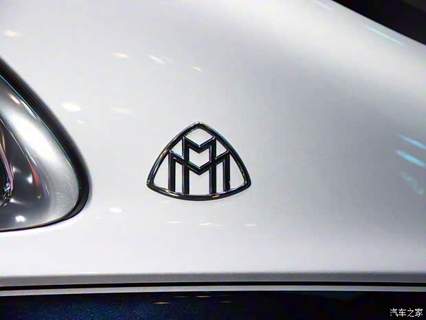 梅賽德斯-邁巴赫 邁巴赫S級 2023款 S 680 4MATIC 匠心高定首發(fā)版雙色