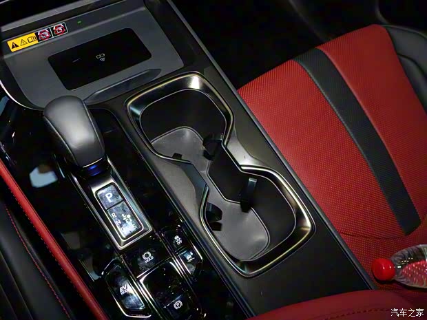 雷克萨斯 雷克萨斯NX 2022款 350h AWD