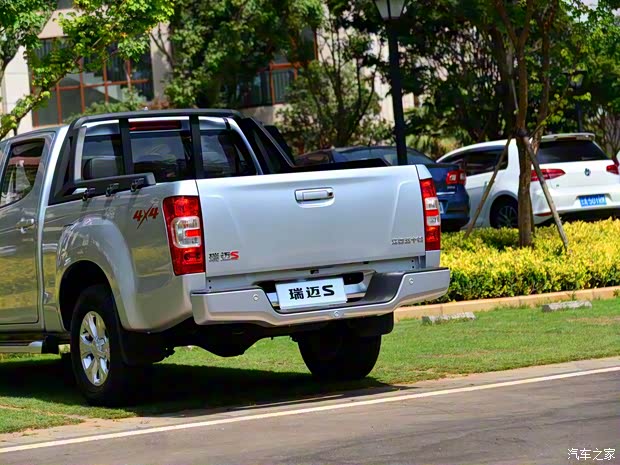 江西五十鈴 瑞邁 2019款 瑞邁S 2.5T四驅(qū)柴油超豪華款加長版JE4D25Q5A