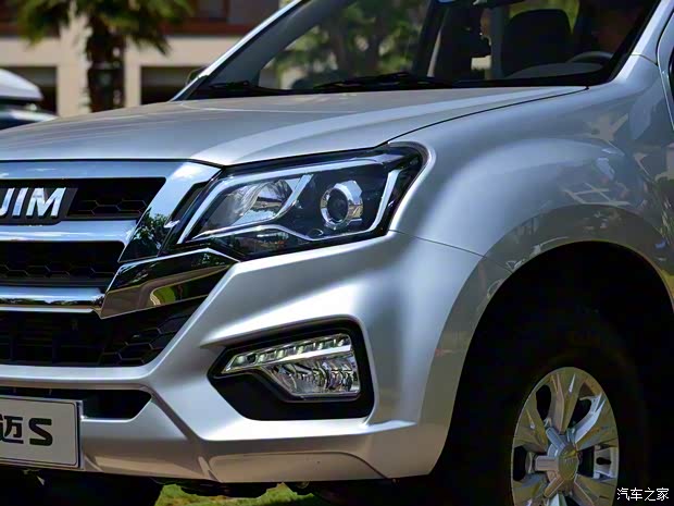 江西五十鈴 瑞邁 2019款 瑞邁S 2.5T四驅(qū)柴油超豪華款加長版JE4D25Q5A