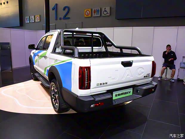 江淮汽车 悍途新能源 2024款 基本型 江淮汽车 悍途新能源 2024款 基本型