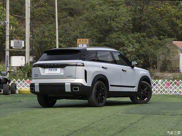 奇瑞汽車 探索06 2023款 1.6T 四驅(qū)尊貴型