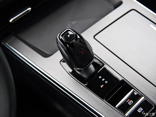 上汽集團 榮威RX5 MAX 2022款 300TGI 基本型