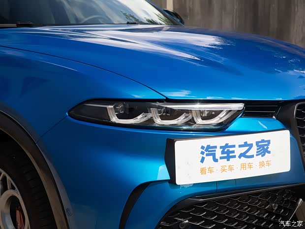 阿尔法·罗密欧 Tonale托纳利 2023款 基本型 阿尔法·罗密欧 Tonale托纳利 2023款 基本型