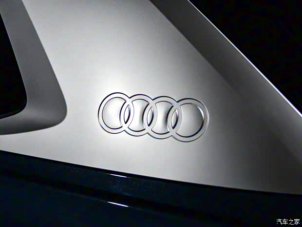 上汽奧迪 奧迪Q6 2022款 45 TFSI 基本型