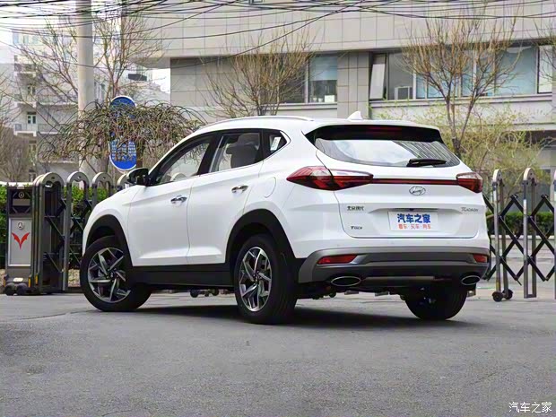 北京现代 途胜 2020款 280TGDi 双离合两驱智联版 北京现代 途胜 2020款 280TGDi 双离合两驱智联版