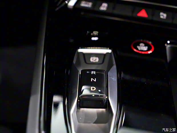 Audi Sport 奧迪RS e-tron GT 2021款 基本型