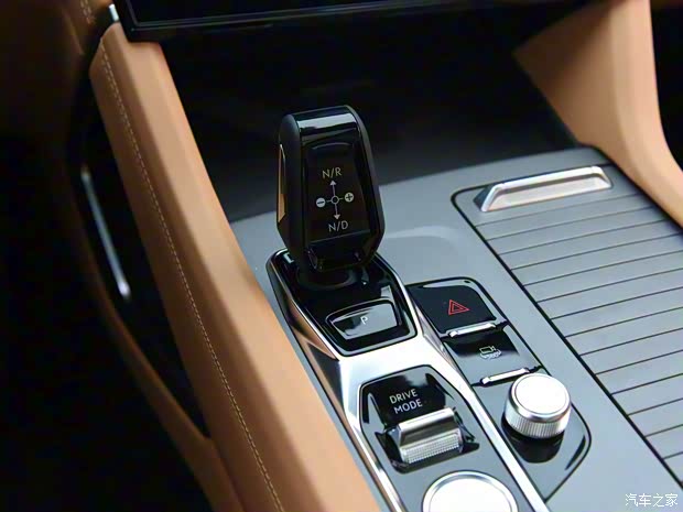 领克 领克09新能源 2023款 2.0TD EM-P 远航版PM 七座 领克 领克09新能源 2023款 2.0TD EM-P 远航版PM 七座