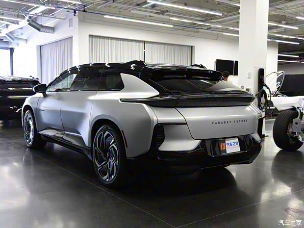 Faraday Future FF 91 2023款 2.0 未來(lái)主義者版聯(lián)盟版