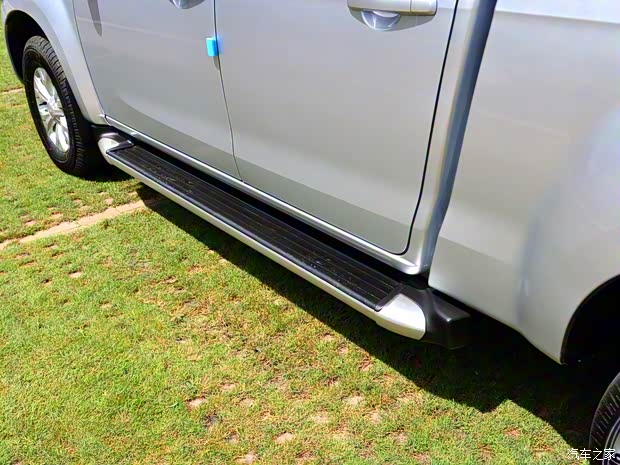 江西五十鈴 瑞邁 2019款 瑞邁S 2.5T四驅(qū)柴油超豪華款加長版JE4D25Q5A