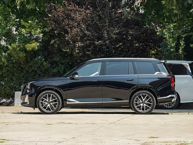 廣汽乘用車 傳祺GS8 2024款 雙擎版高配