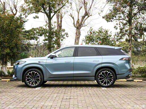 奇瑞汽车 瑞虎9 2023款 2.0T DCT豪华型 7座