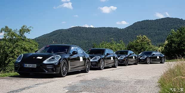 保時(shí)捷 Panamera 2020款 Panamera 十周年紀(jì)念版 2.9T