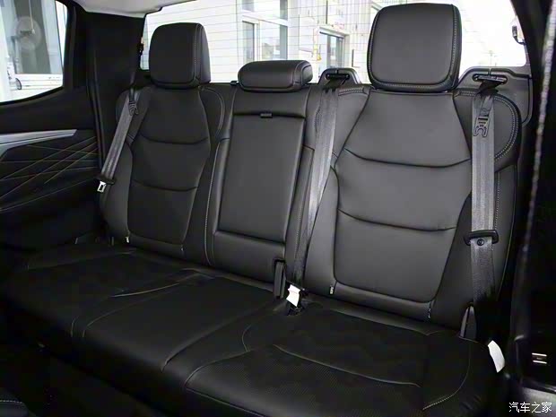 江西五十鈴 D-MAX 2023款  1.9T自動四驅V-CROSS暢領型