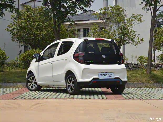 江鈴集團(tuán)新能源 江鈴E200N 2018款 E200N 豪華型 江鈴集團(tuán)新能源 江鈴E200N 2018款 E200N 豪華型