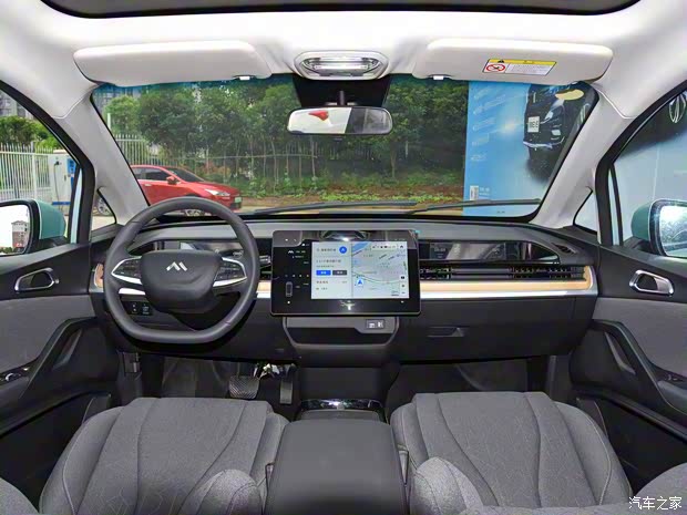 摩登汽車(chē) Modern in 2022款 610km 時(shí)尚版 摩登汽車(chē) Modern in 2022款 610km 時(shí)尚版