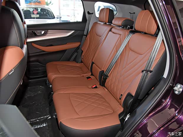 奇瑞汽车 瑞虎8 PLUS 2021款 290TGDI 自动低配版