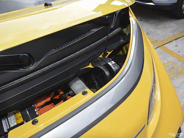 上汽通用五菱 五菱NanoEV 2021款 高配版