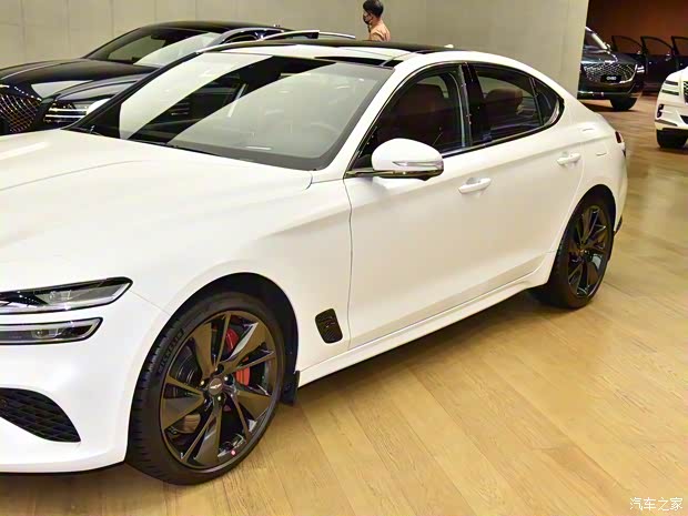 捷尼赛思 捷尼赛思G70 2022款 2.0T 四驱旗舰型