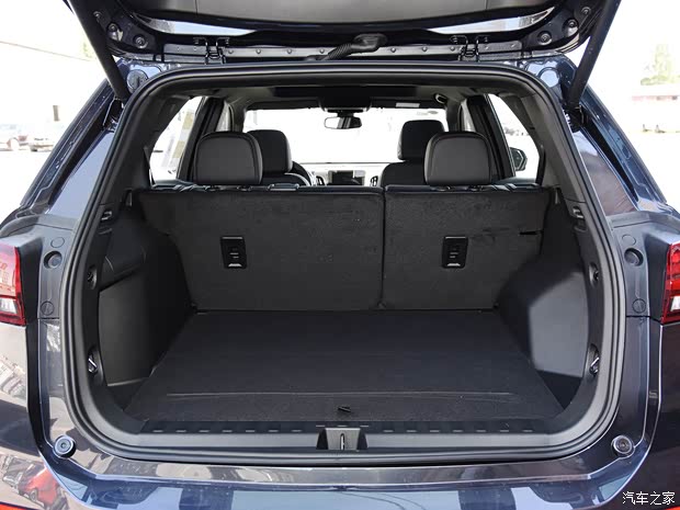 上汽通用雪佛蘭 探界者 2021款 Redline 550T 自動四驅(qū)RS