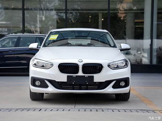 華晨寶馬 寶馬1系 2019款 118i 時(shí)尚型 華晨寶馬 寶馬1系 2019款 118i 時(shí)尚型
