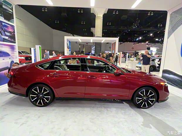 本田(進口) 雅閣(海外) 2023款 Hybrid Touring 美國版